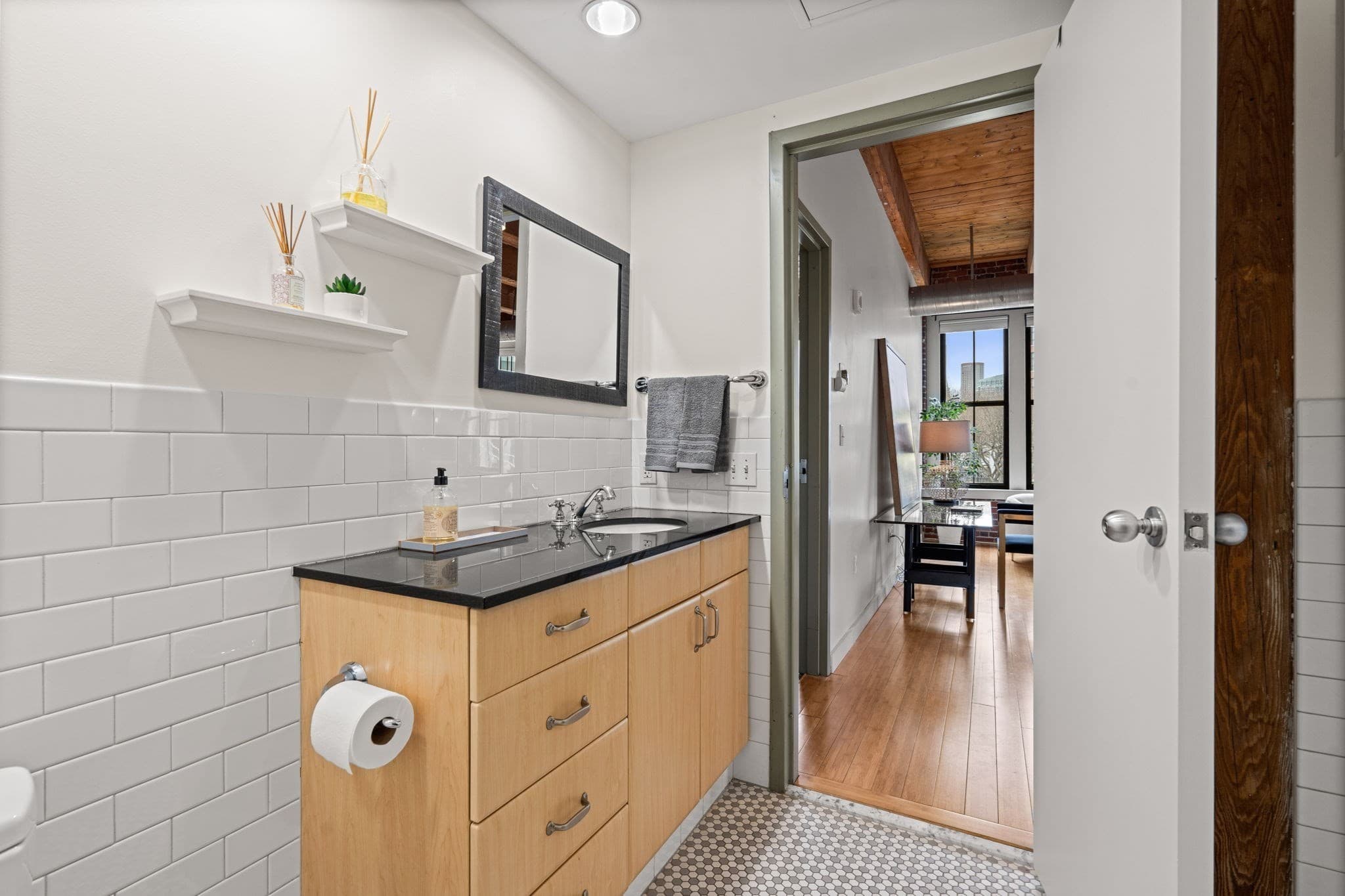 Condominium at 9 W Broadway # 301, Boston MA 02127, Boston, photo 19 of 38