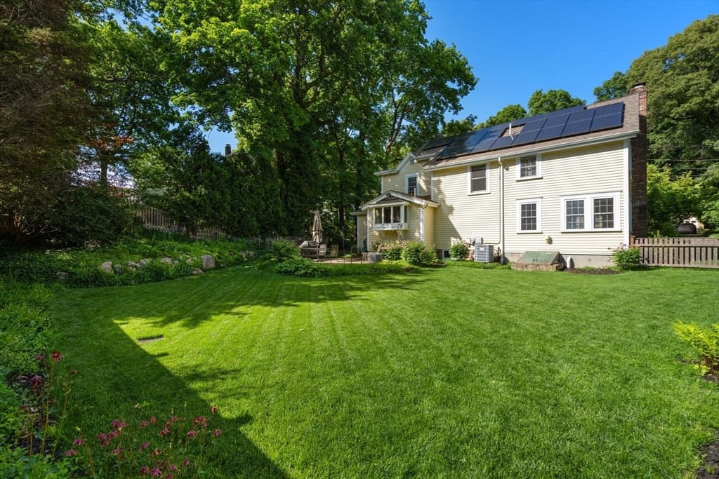 Single Family Residence at 8 Avon Rd, Wellesley MA 02482, photo 24 of 28