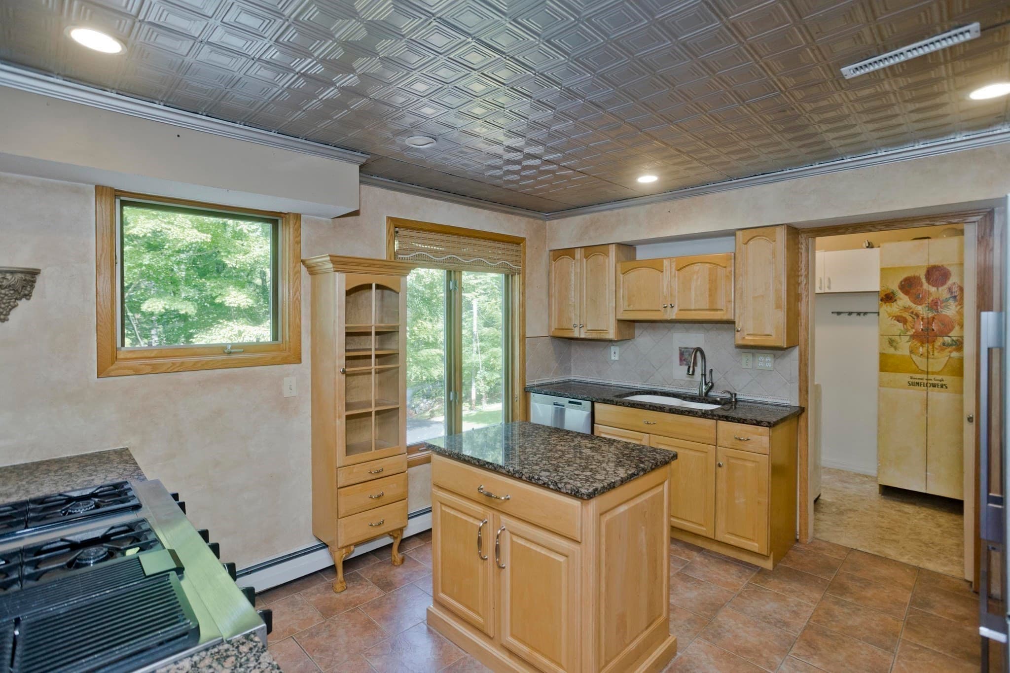 Single Family Residence at 55 Shaw St., Belchertown MA 01007, photo 3 of 42