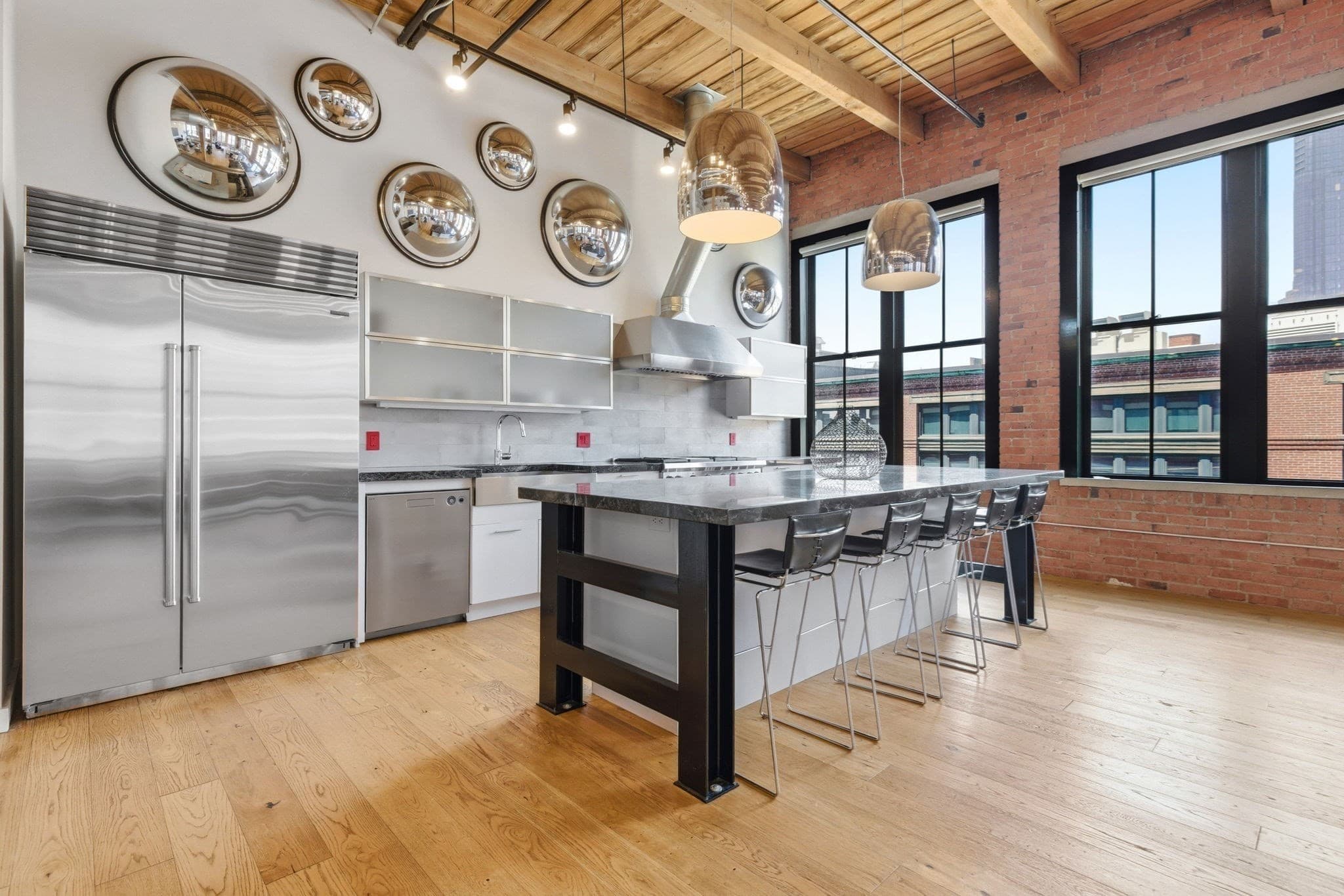 Condominium at 49 Melcher St, Boston MA 02210, photo 12 of 35