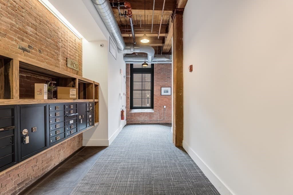 Condominium at 49 Melcher St, Boston MA 02210, photo 31 of 35