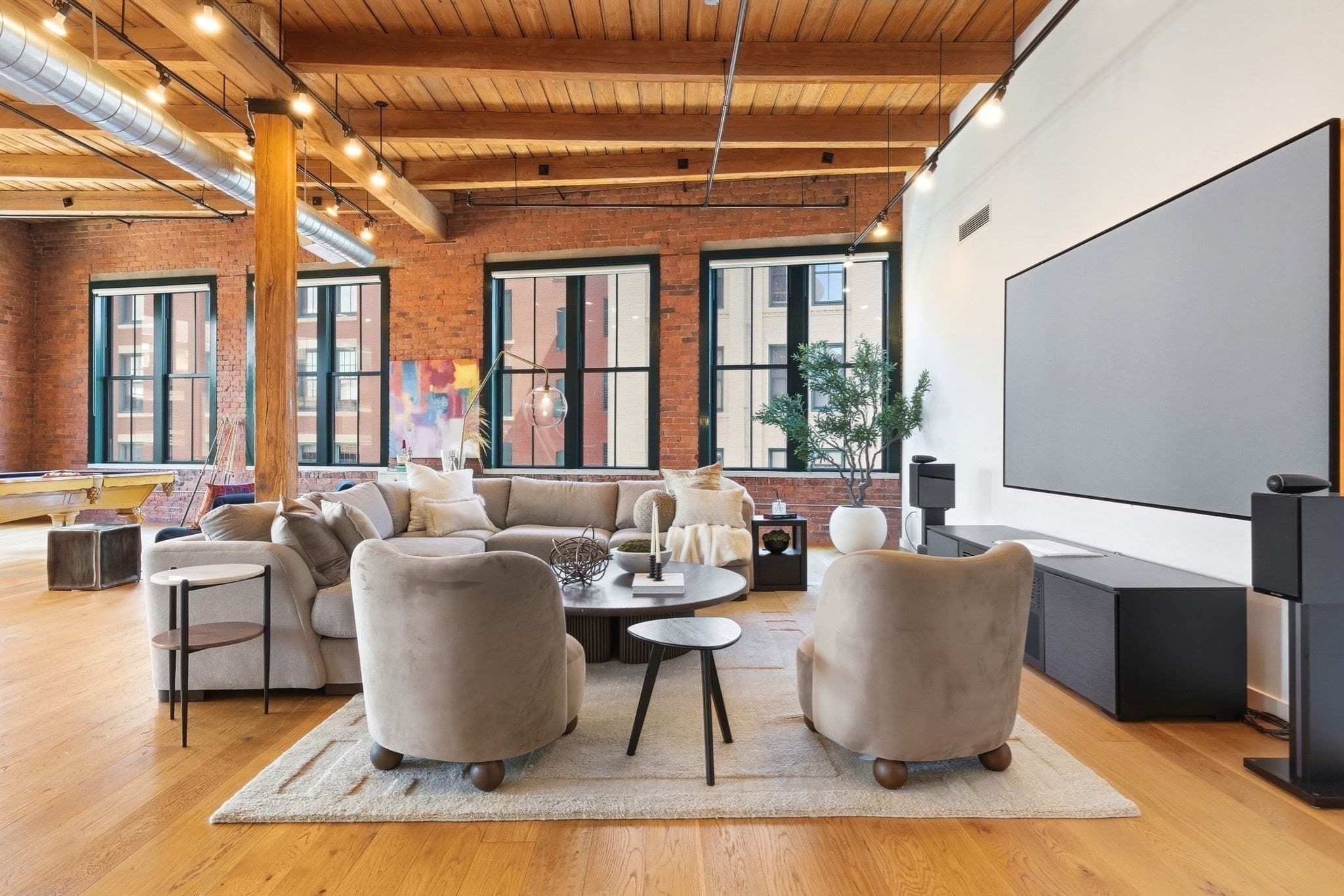Condominium at 49 Melcher St, Boston MA 02210, photo 4 of 35