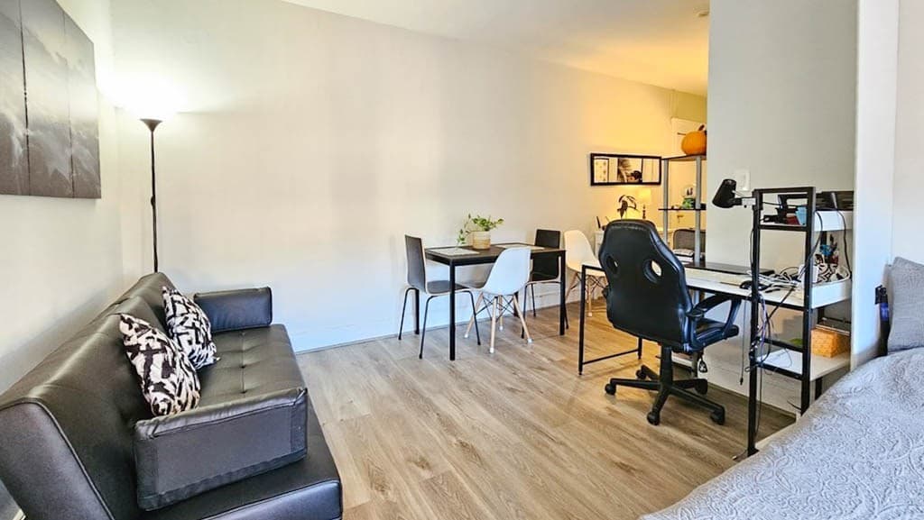 Condominium at 66 Queensberry # 420, Boston MA 02115, photo 5 of 11