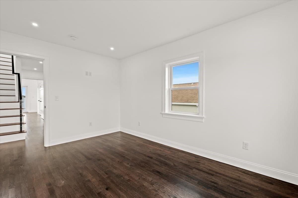 Single Family Residence at 153 Edgewater Drive, Quincy MA 02169, Quincy, photo 33 of 42