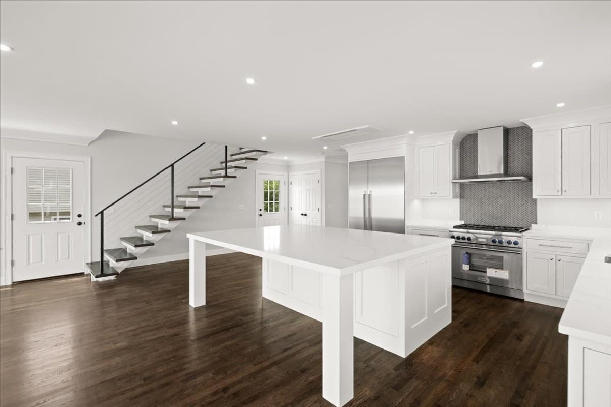 Single Family Residence at 153 Edgewater Drive, Quincy MA 02169, Quincy, photo 14 of 42