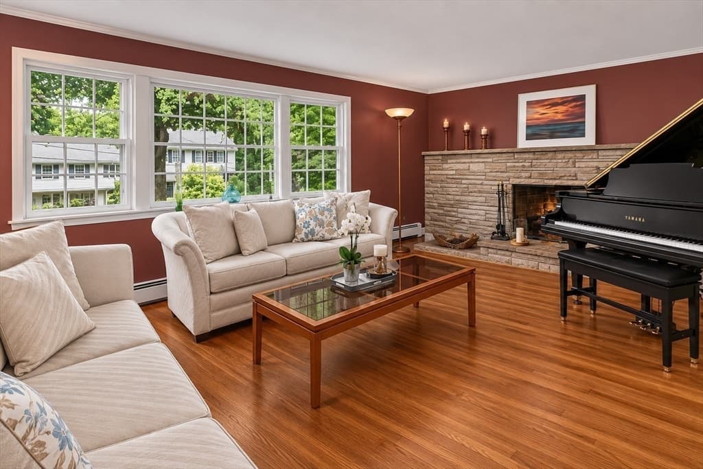 Single Family Residence at 22 Tanglewood Road, Wellesley MA 02481, photo 11 of 30