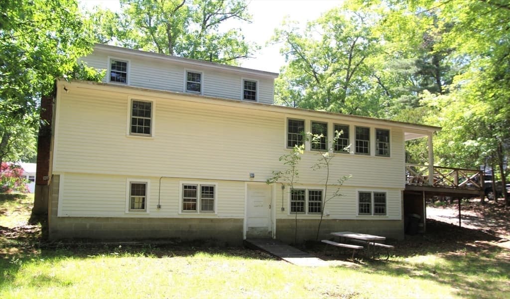 Single Family Residence at 82 Pine Valley Dr, Dracut MA 01826, photo 11 of 41