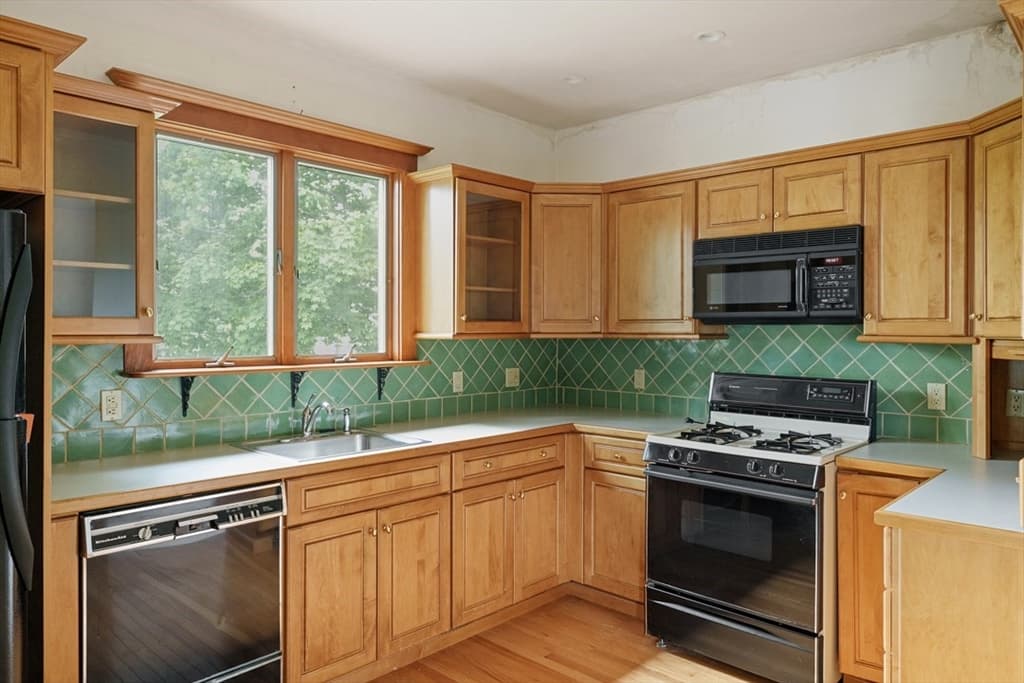 Single Family Residence at 20 Riverview Ave, Waltham MA 02453, photo 27 of 42