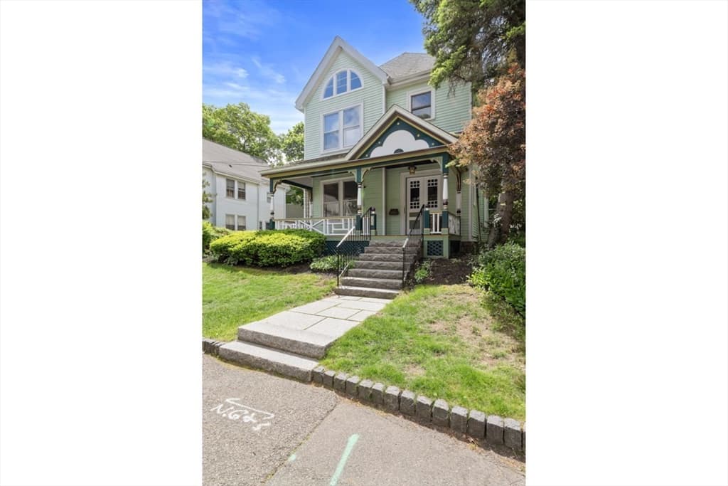Single Family Residence at 20 Riverview Ave, Waltham MA 02453, photo 3 of 42