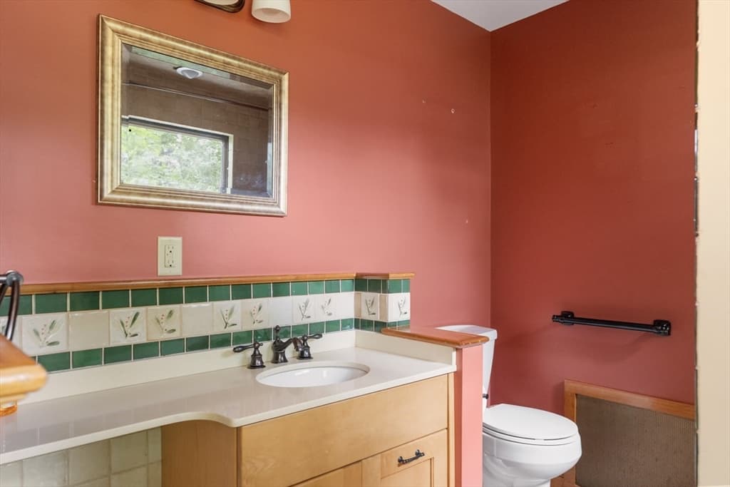 Single Family Residence at 20 Riverview Ave, Waltham MA 02453, photo 21 of 42