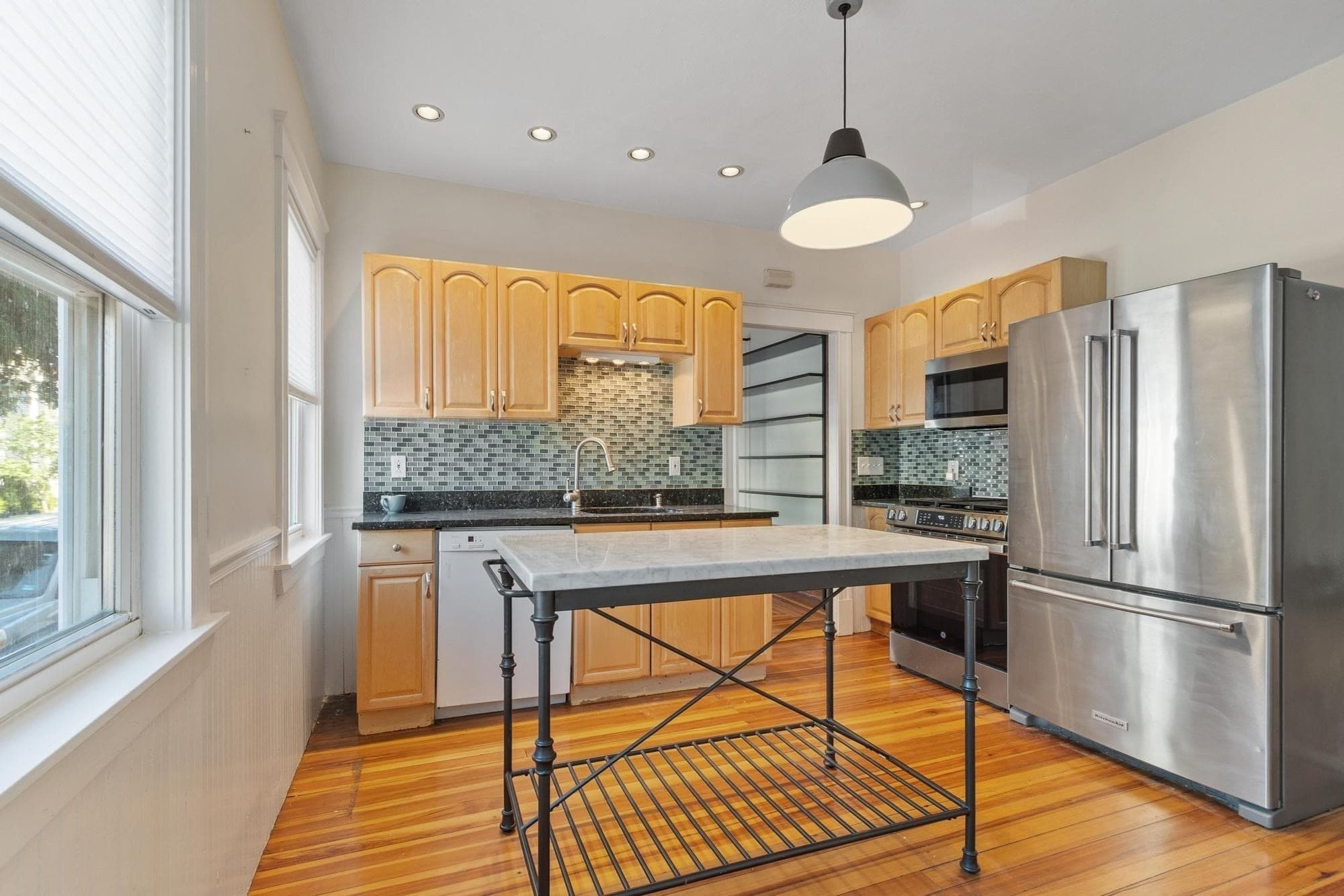 Condominium at 20 George St # 1, Cambridge MA 02140, Cambridge, photo 2 of 29