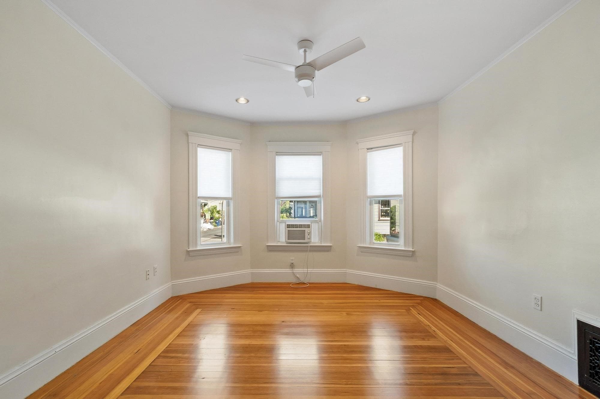 Condominium at 20 George St # 1, Cambridge MA 02140, Cambridge, photo 5 of 29