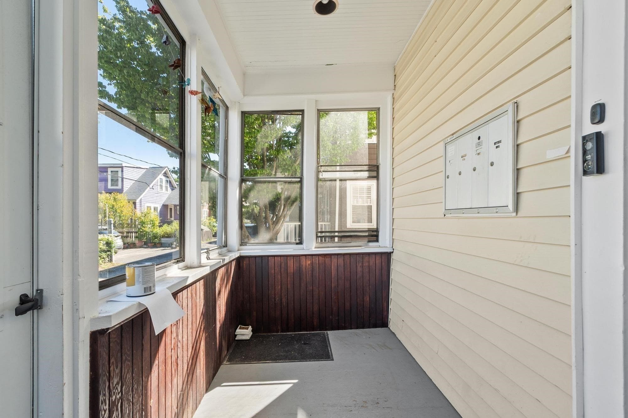 Condominium at 20 George St # 1, Cambridge MA 02140, Cambridge, photo 24 of 29