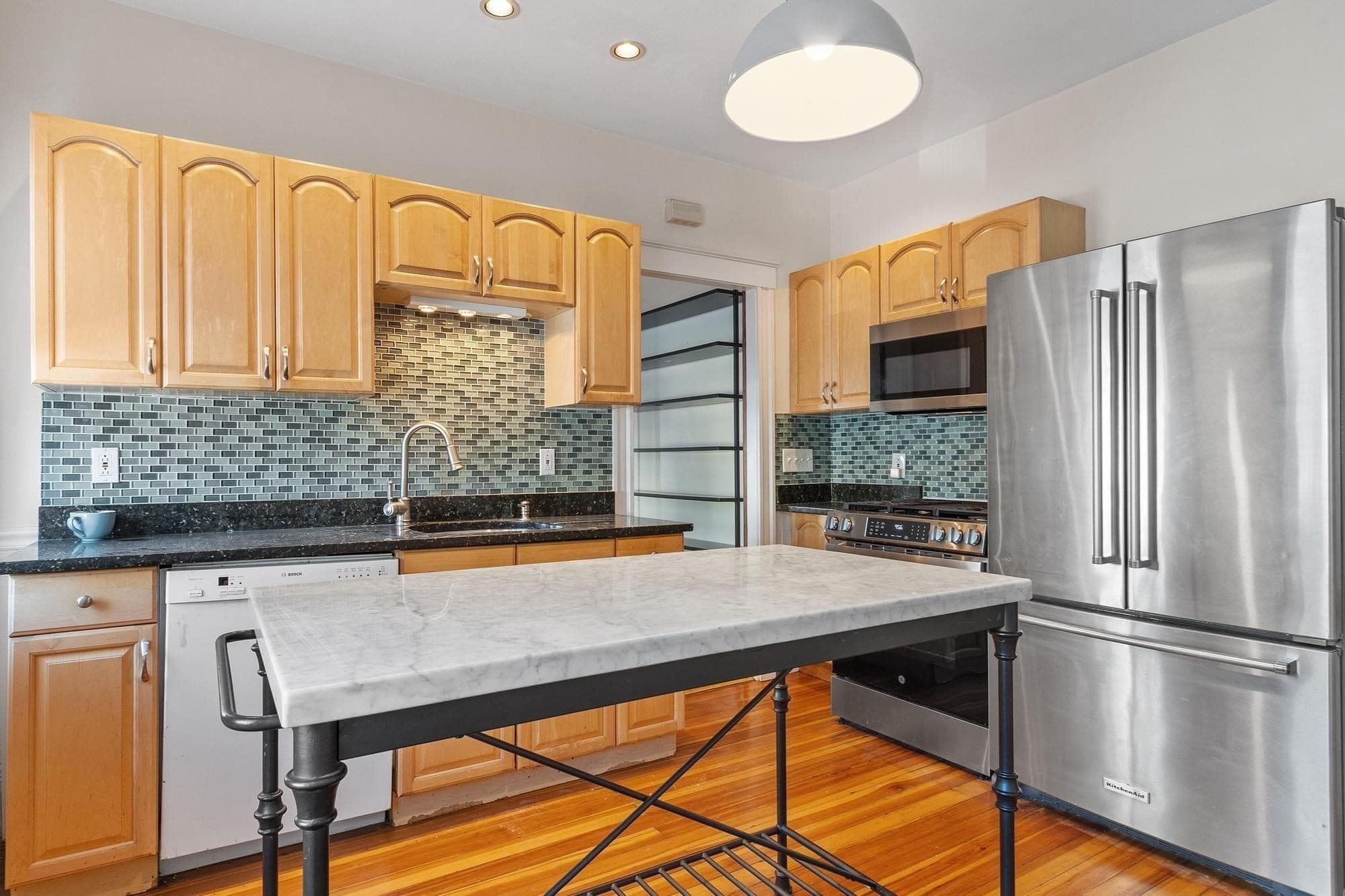 Condominium at 20 George St # 1, Cambridge MA 02140, Cambridge, photo 11 of 29