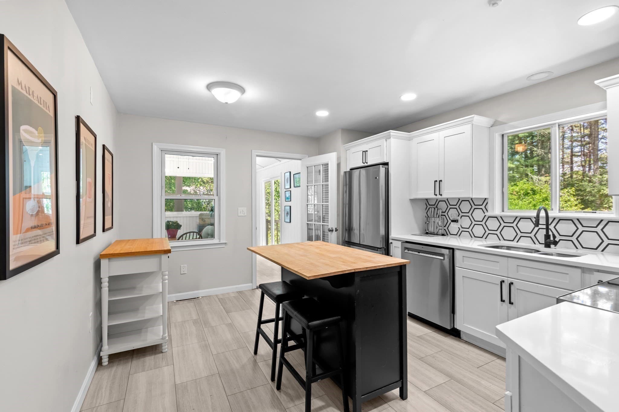 Single Family Residence at 178 Tremont St, Carver MA 02330, Carver, photo 6 of 36