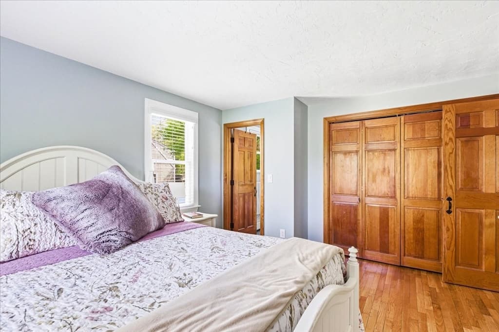 Single Family Residence at 9 Woodridge Rd, Sandwich MA 02537, photo 17 of 42