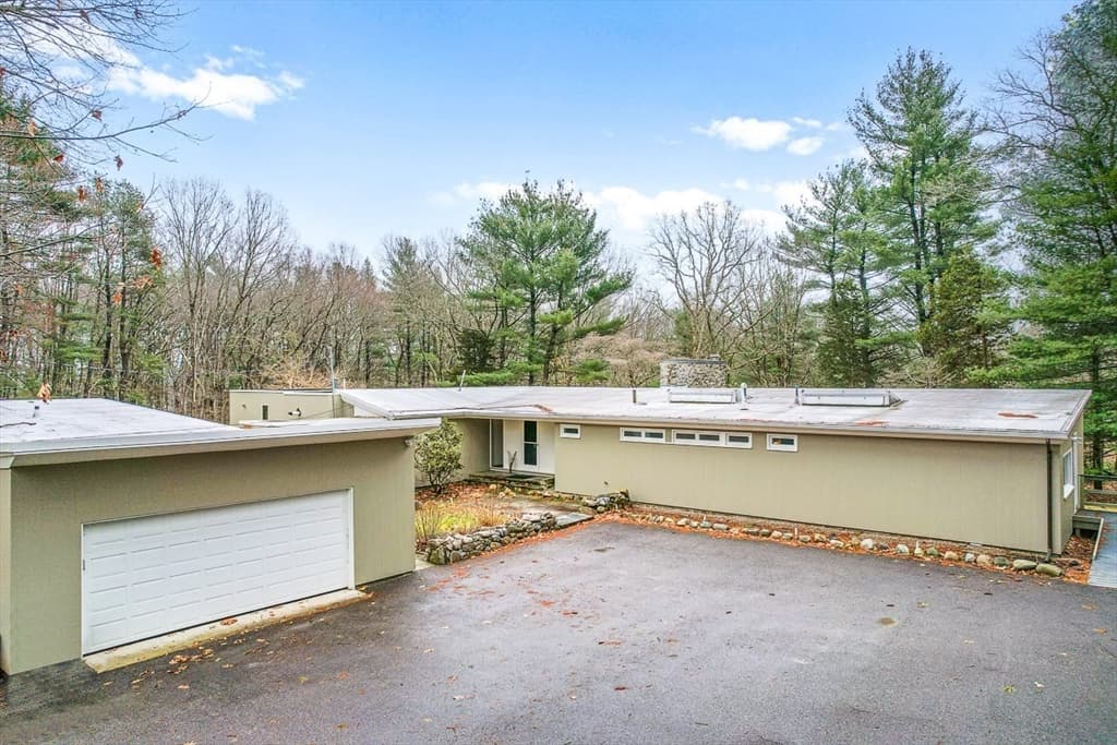 Single Family Residence at 583 Gay St, Westwood MA 02090, Westwood, photo 2 of 34