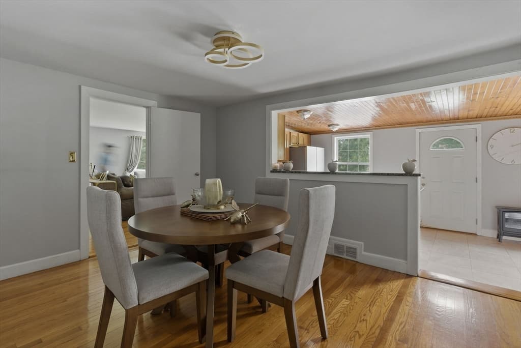 Single Family Residence at 505 Lowell Street, Lynnfield MA 01940, Lynnfield, photo 17 of 40