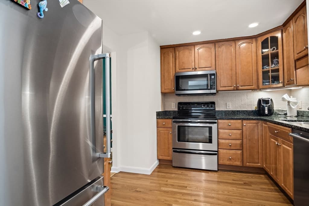 Condominium at 386 Great Road # A8, Acton MA 01720, Acton, photo 8 of 23