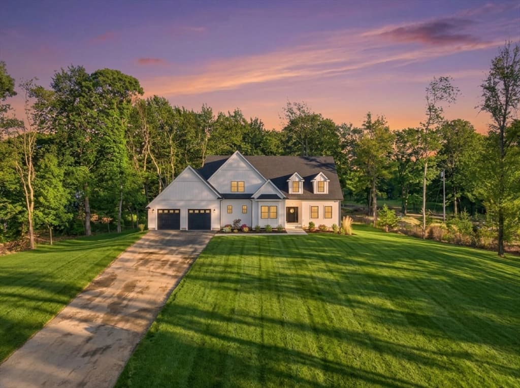 345 Central Turnpike, Sutton MA 01590