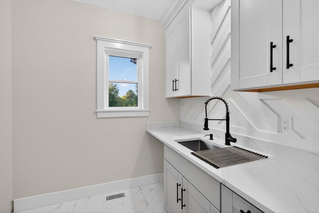 345 Central Turnpike, Sutton MA 01590 photo 20
