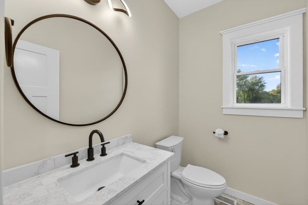 345 Central Turnpike, Sutton MA 01590 photo 19