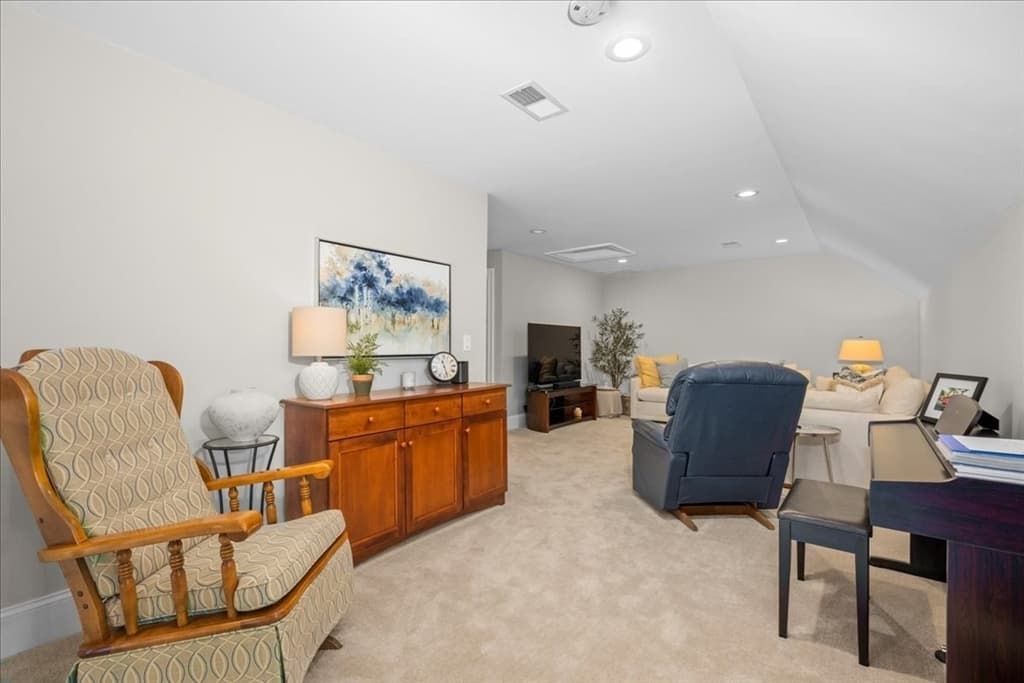 32 Hawk Ln # 48, Framingham MA 01701 photo 23
