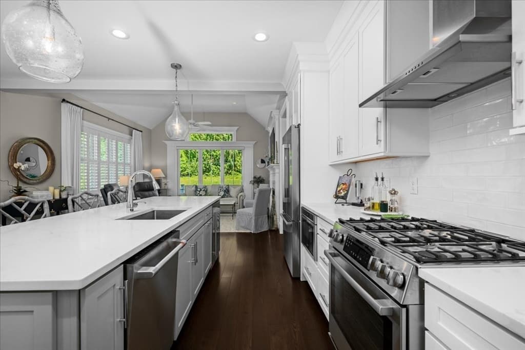 32 Hawk Ln # 48, Framingham MA 01701 photo 5