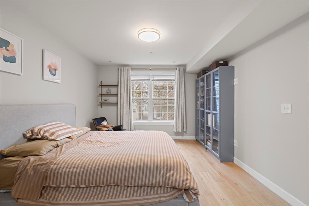 Condominium at 10 Everett # 204, Boston MA 02128, Boston, photo 11 of 22