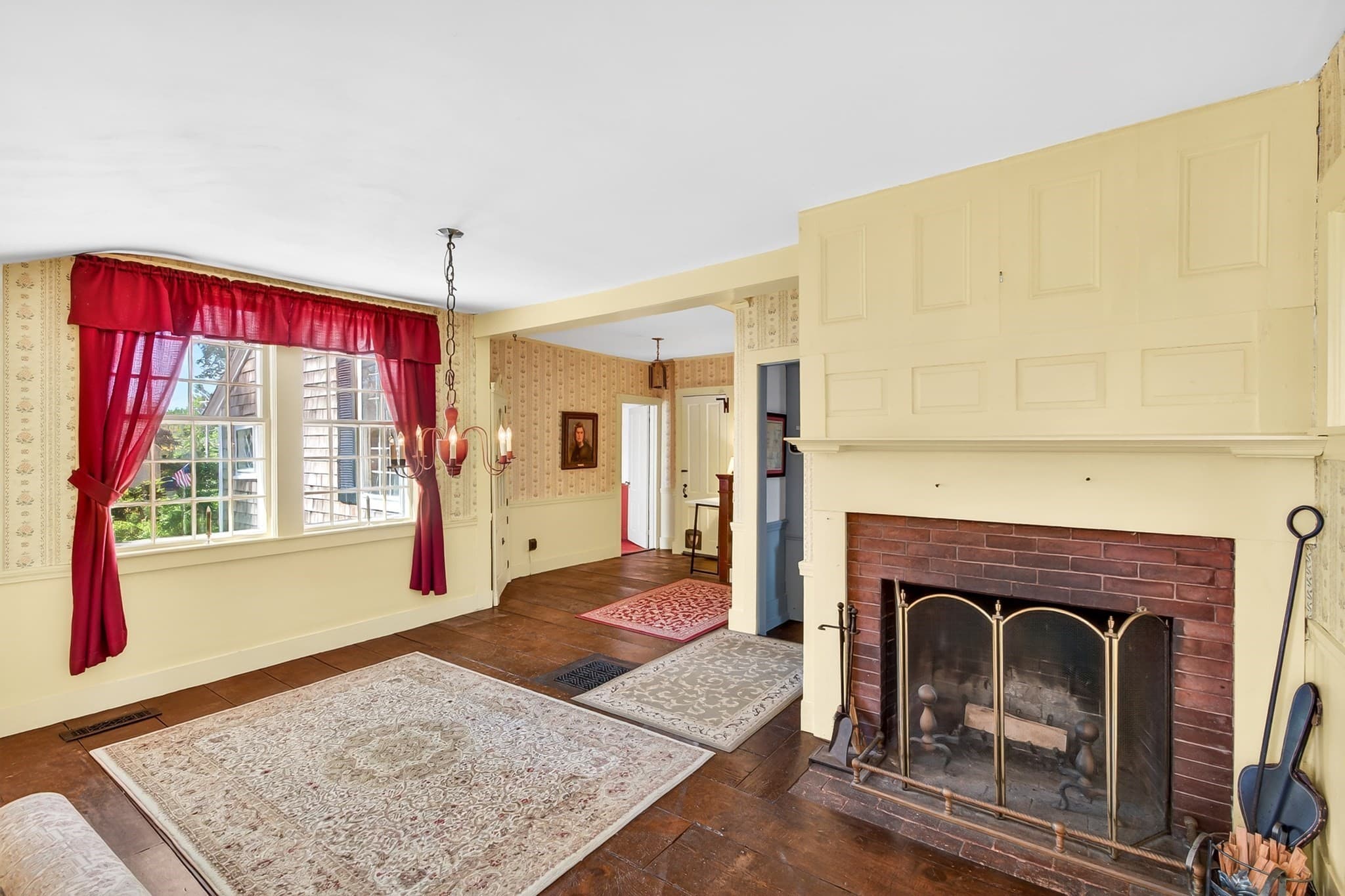 Single Family Residence at 17 S Main St, Petersham MA 01366, photo 6 of 42