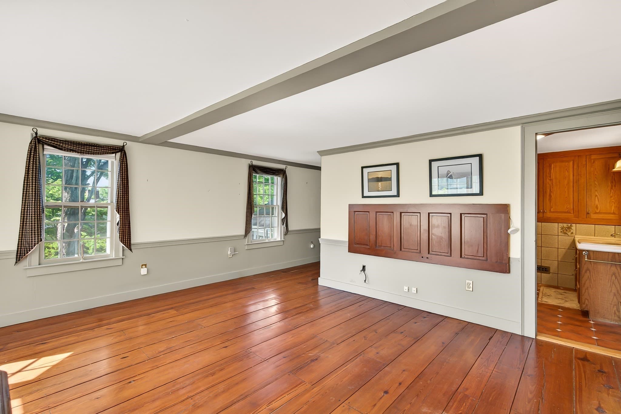 Single Family Residence at 17 S Main St, Petersham MA 01366, photo 18 of 42