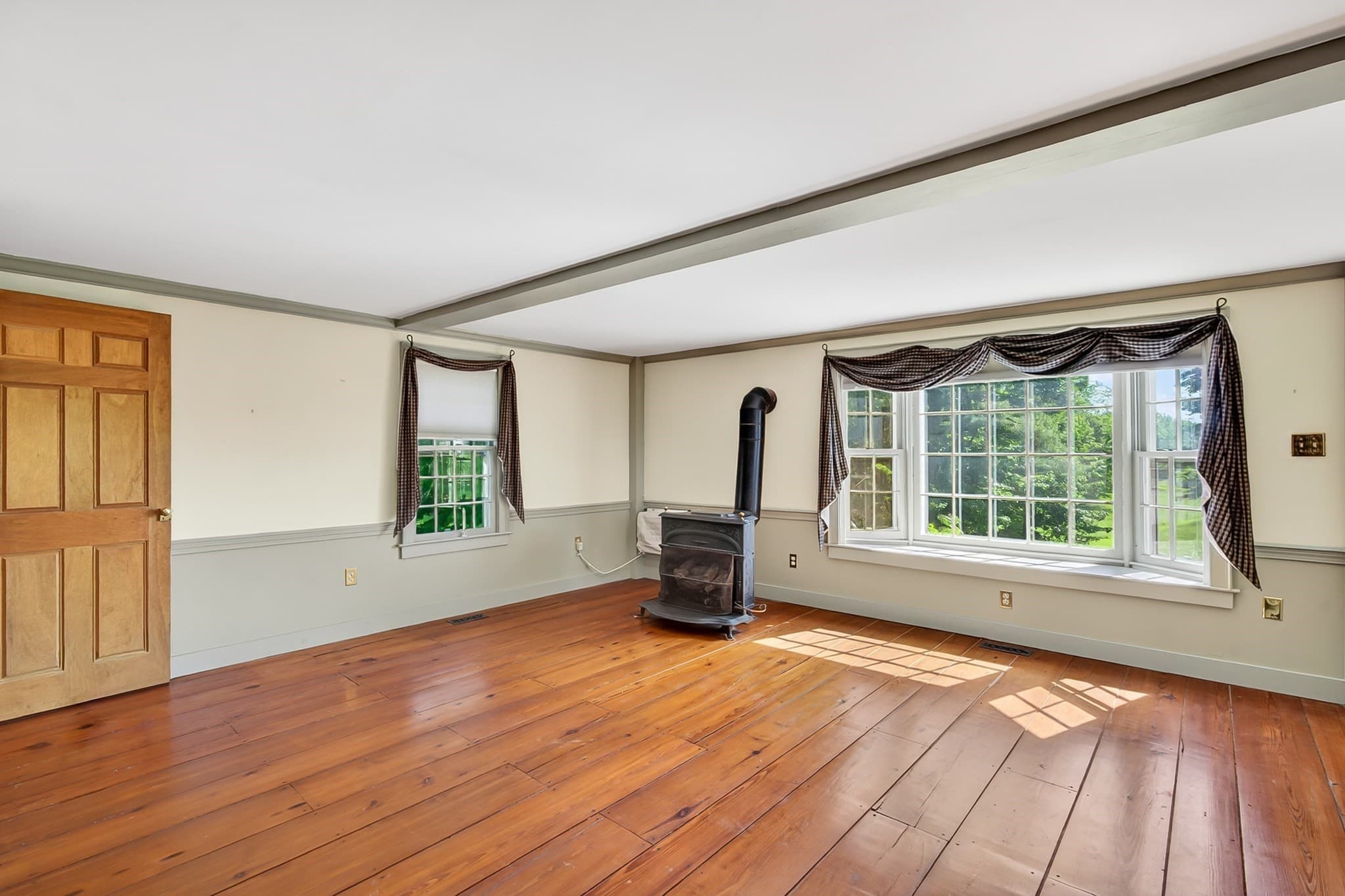 Single Family Residence at 17 S Main St, Petersham MA 01366, photo 15 of 42