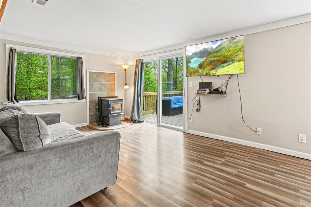 91 Deer Bay Rd, Ashby MA 01431 photo 8