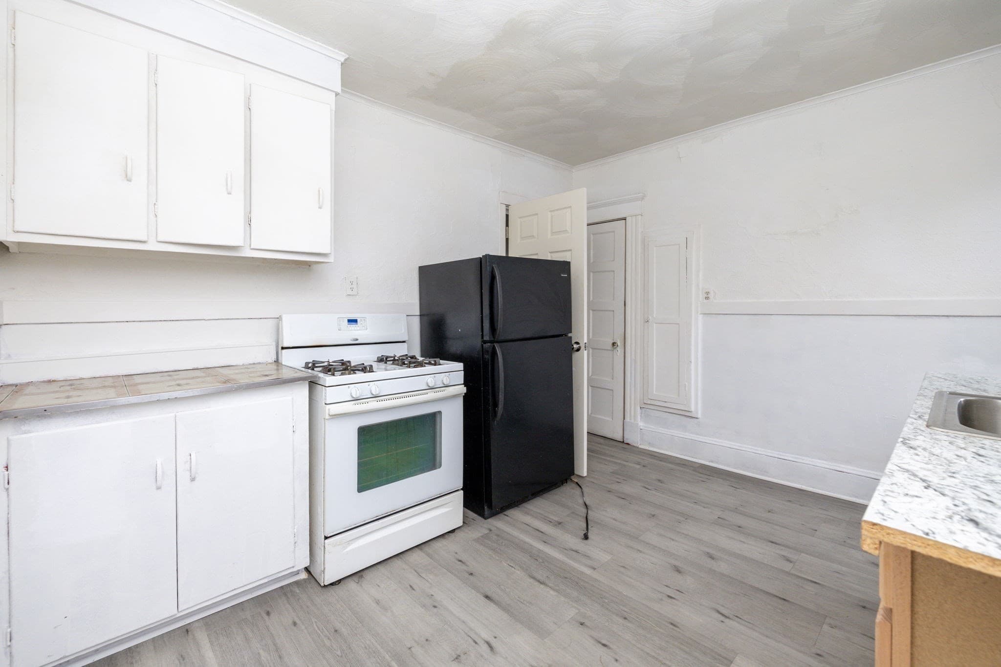 2 Family - Rooming House at 704-708 Sumner Avenue, Springfield MA 01108, Springfield, photo 23 of 40