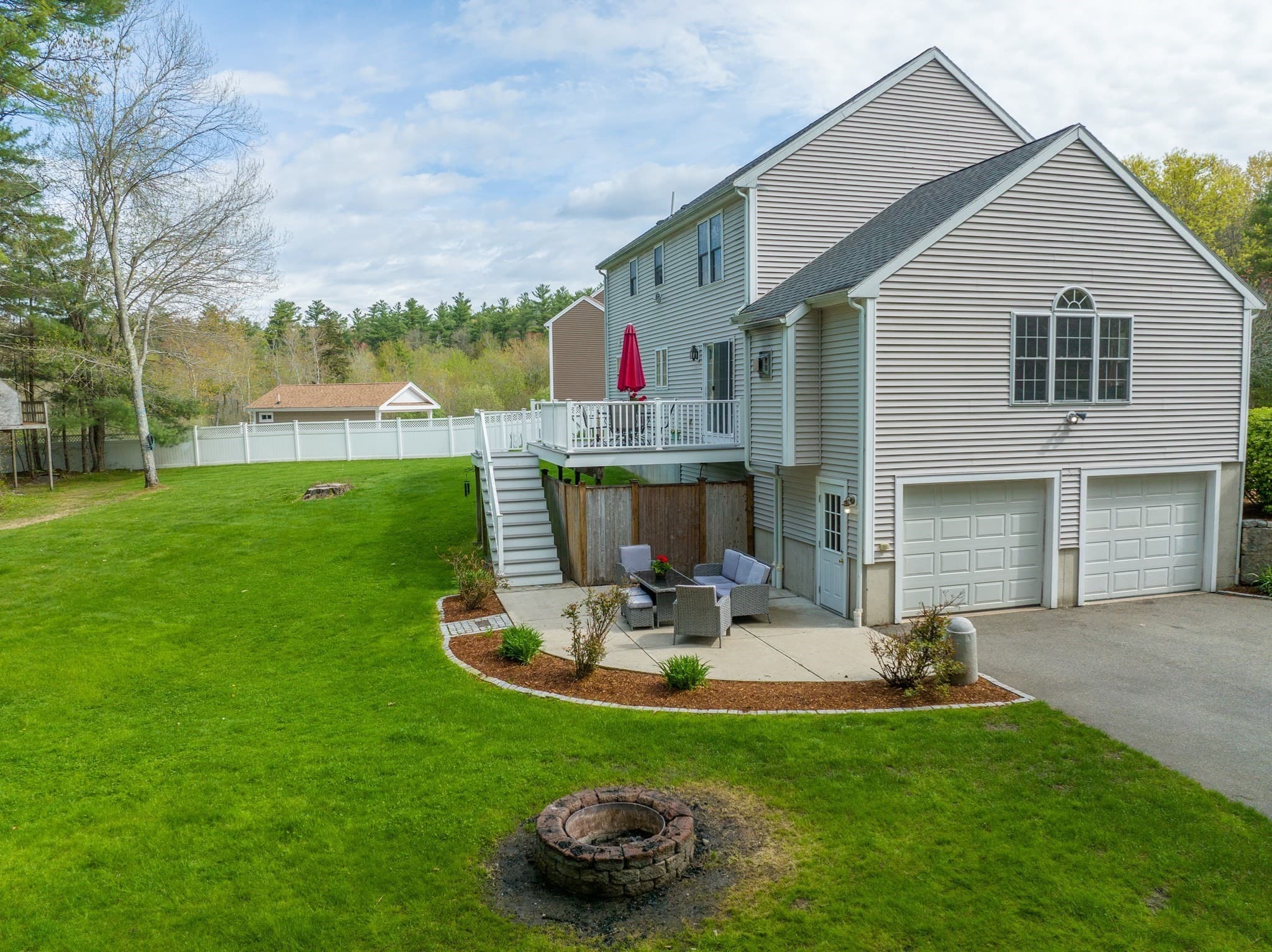 Single Family Residence at 6 Mckenzies Way, Berkley MA 02779, Berkley, photo 6 of 20