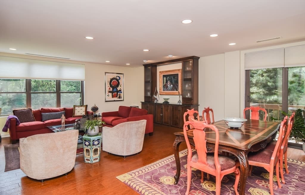 210 Nahanton # 407, Newton MA 02459 photo 4