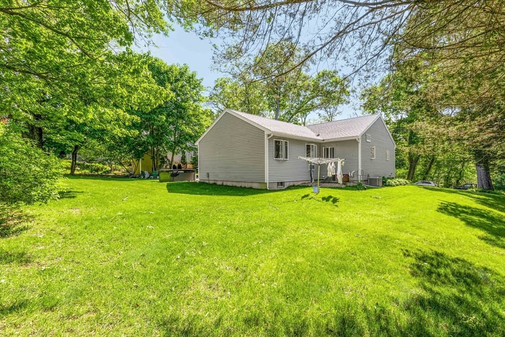 Single Family Residence at 20 Hoyts Ln, Newburyport MA 01950, photo 35 of 40