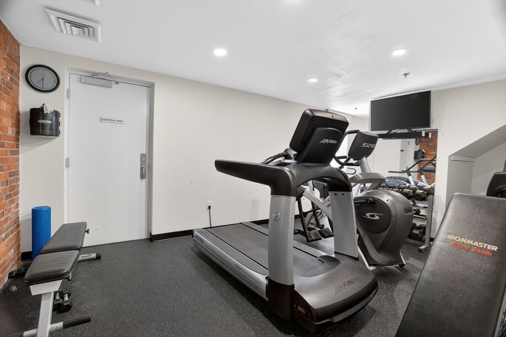 Condominium at 60 Dudley St # 221, Chelsea MA 02150, Chelsea, photo 17 of 22
