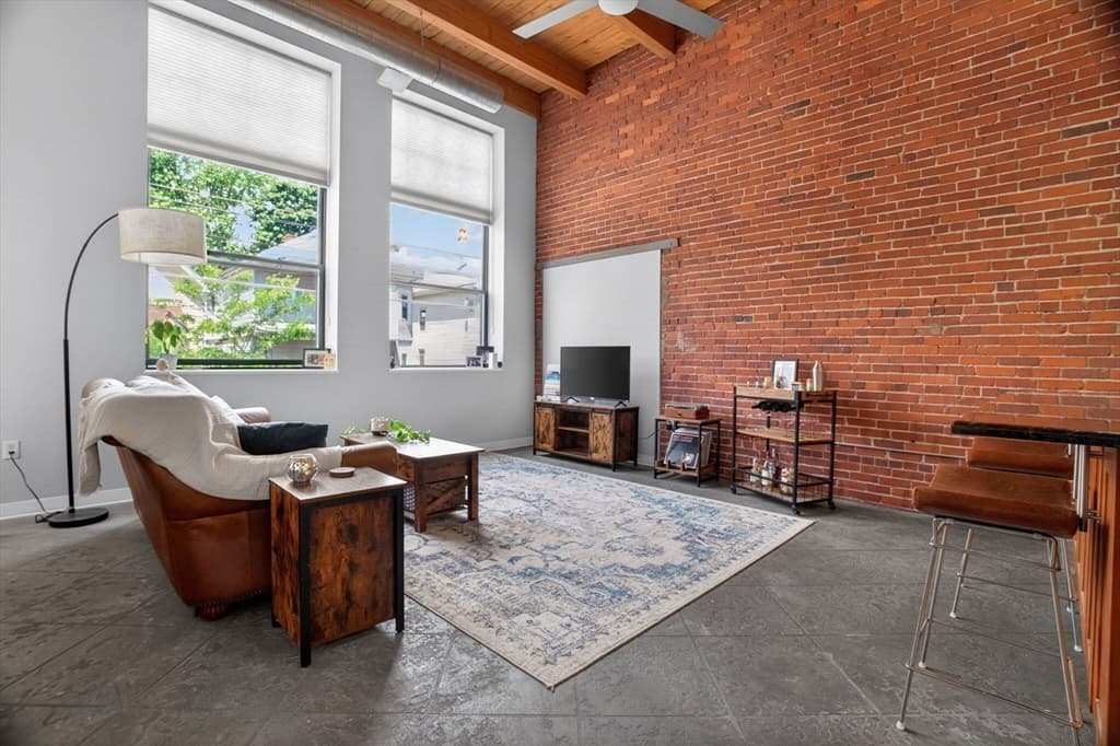 Condominium at 60 Dudley St # 221, Chelsea MA 02150, Chelsea, photo 7 of 22