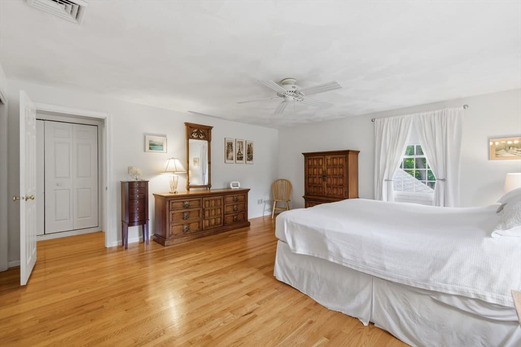 1 Battleview Circle, Lexington MA 02420 photo 16