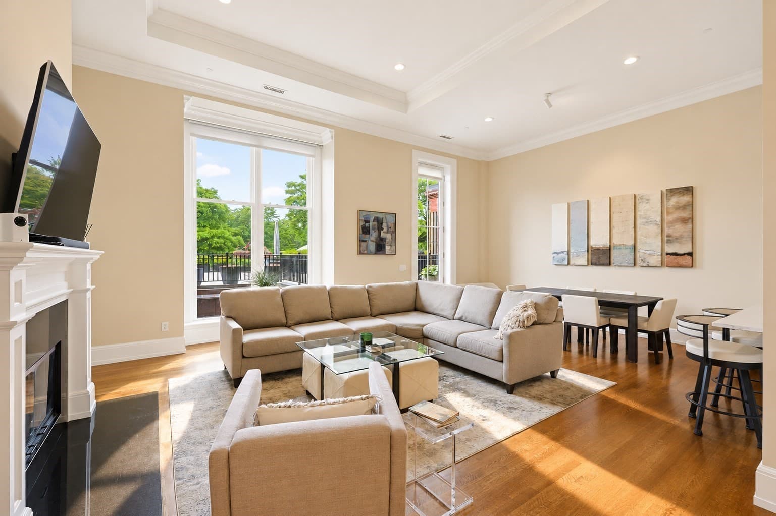 Condominium at 128 Beacon Street # B, Boston MA 02116, photo 2 of 29