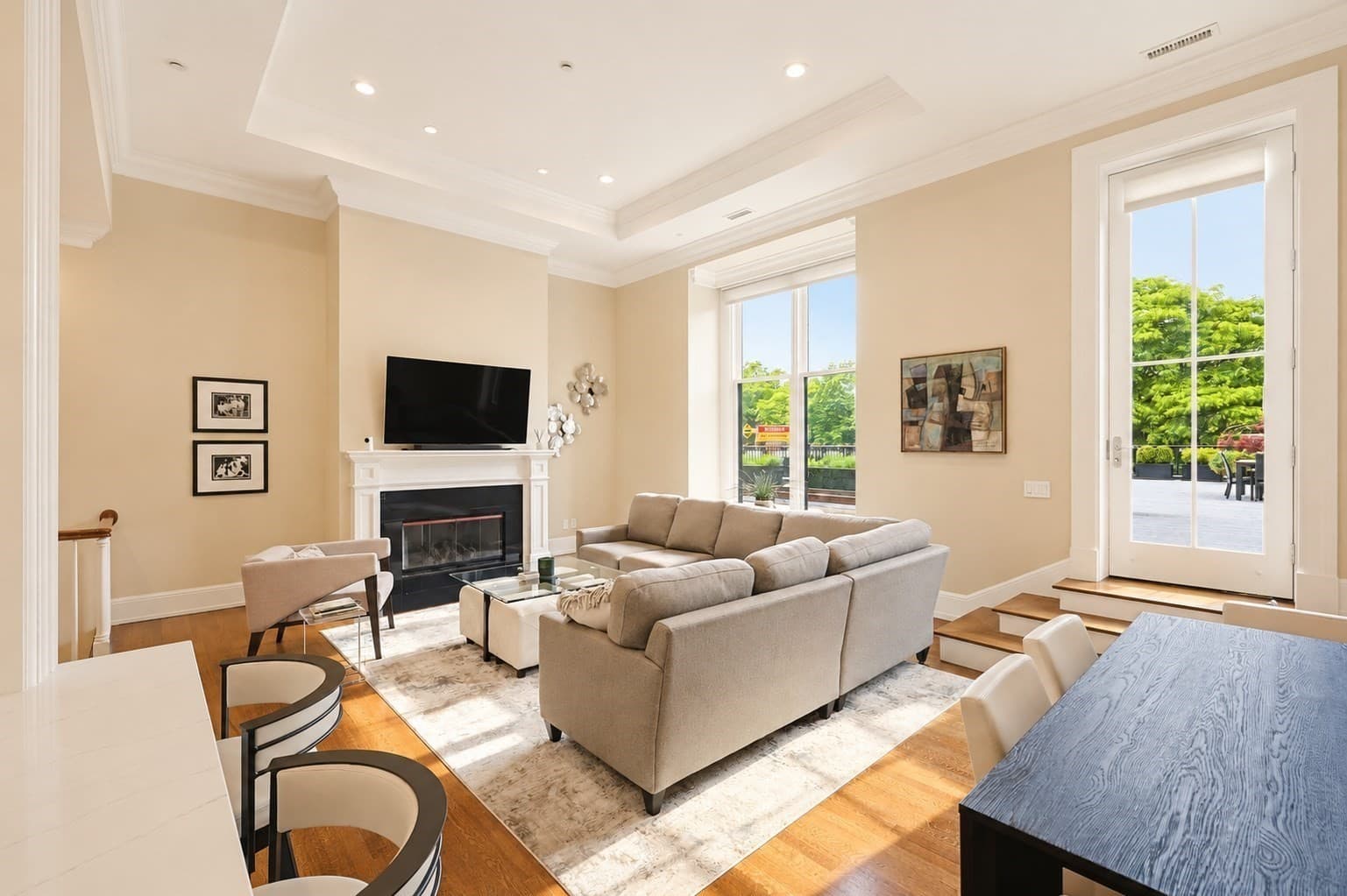 Condominium at 128 Beacon Street # B, Boston MA 02116, photo 3 of 29