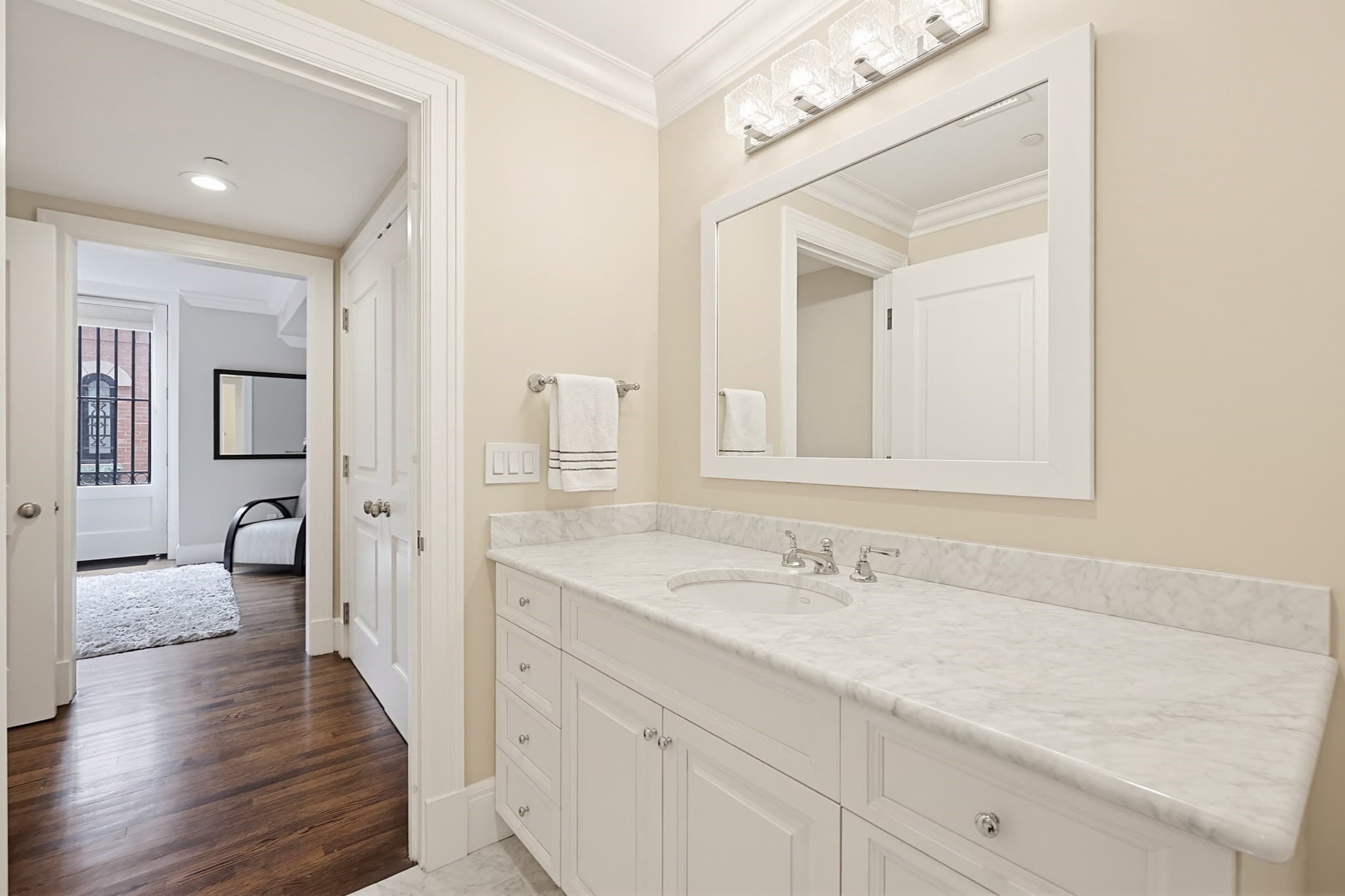 Condominium at 128 Beacon Street # B, Boston MA 02116, photo 21 of 29