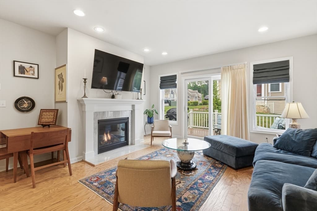114 Orchard Dr # 8, Sudbury MA 01776 photo 6