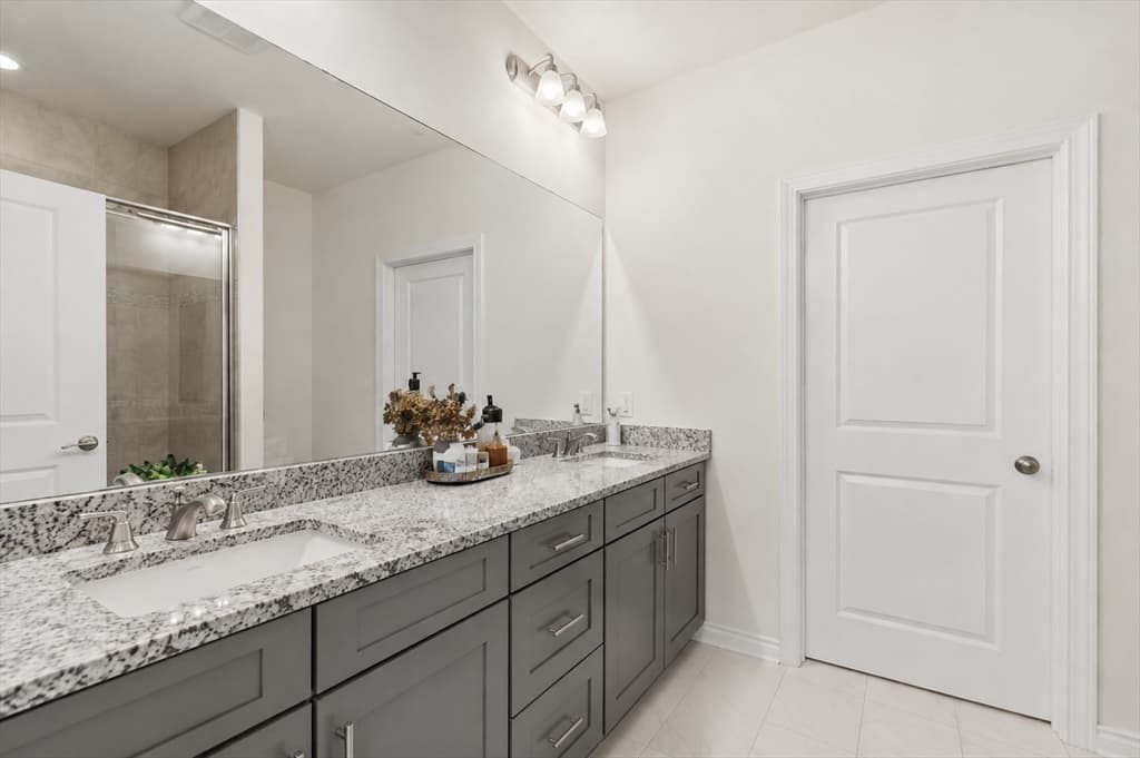 114 Orchard Dr # 8, Sudbury MA 01776 photo 9