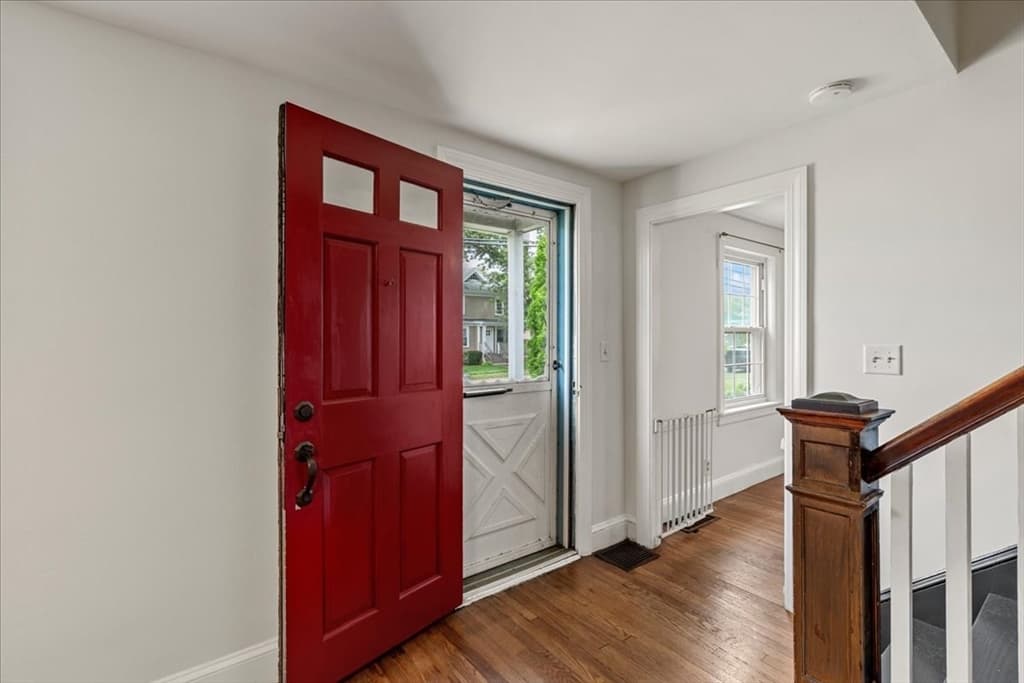 208 West Center St, West Bridgewater MA 02379 photo 2