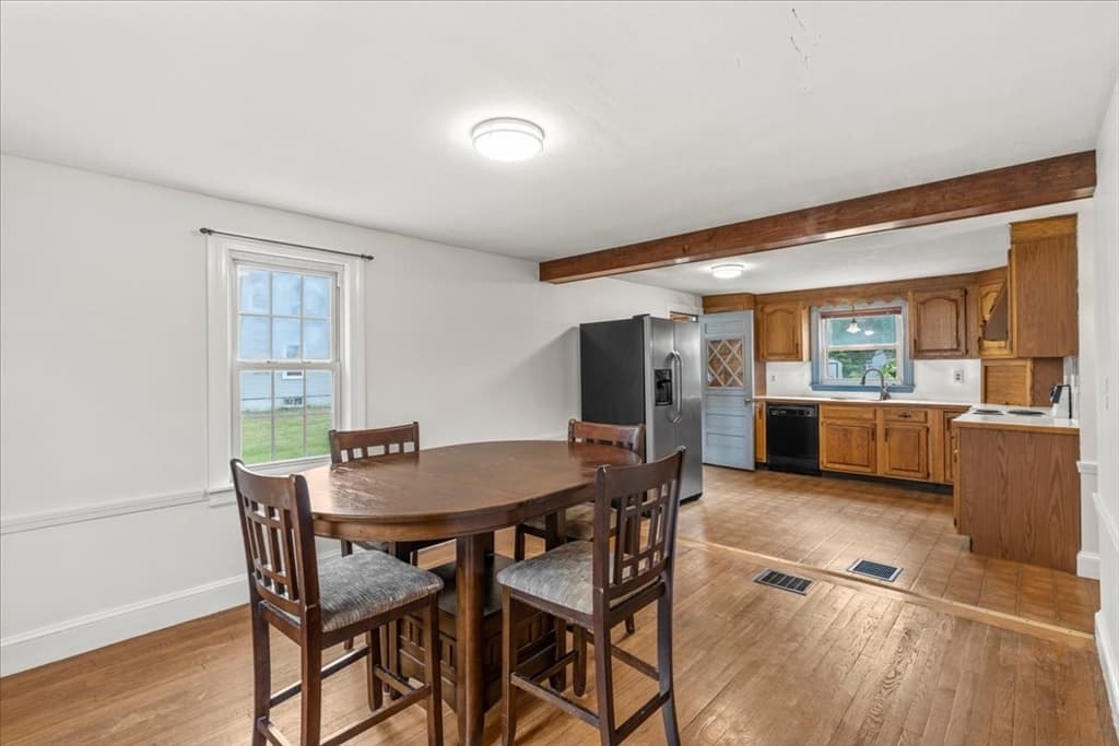 208 West Center St, West Bridgewater MA 02379 photo 5