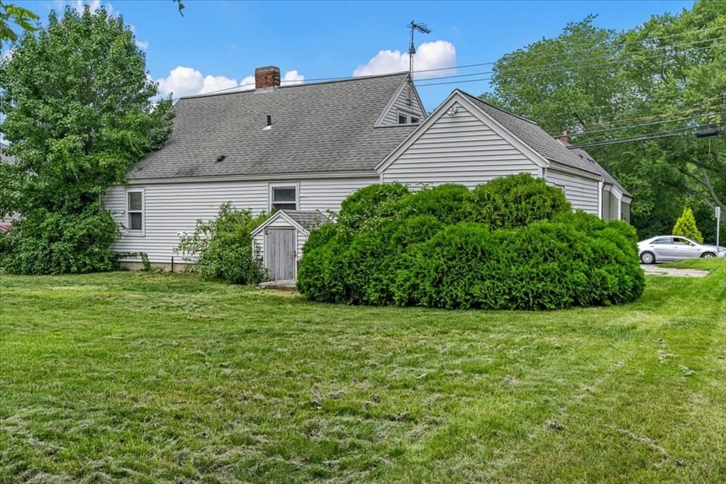 208 West Center St, West Bridgewater MA 02379 photo 14