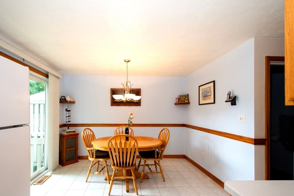 Condominium at 20 Cleverly St # A4, Abington MA 02351, Abington, photo 4 of 16