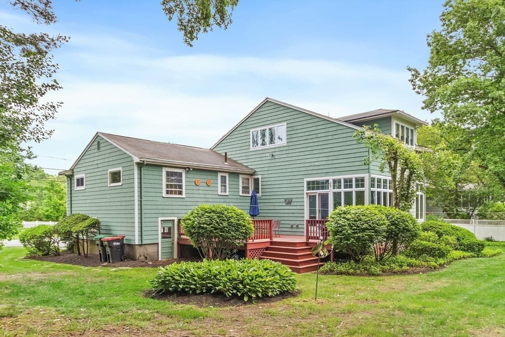 145 Meadowbrook Rd, Needham MA 02492 photo 2